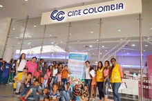 Alcaldía de Cali llevó más de 200 niñas, niños y adolescentes a una función gratuita en Cine Colombia 