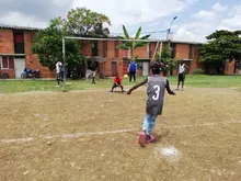 Potrero Grande jugó su partido de la paz en el Día de la Madre