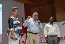 Aprendiendo a ser mejores maestros los profes de Cali celebraron su día
