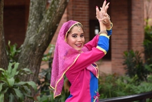 Hasta Moscú llegaron los mudra de Natasha Alice Tabary