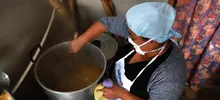 Más de 100 personas se benefician diariamente en el comedor comunitario del corregimiento Golondrinas 