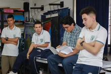 Servidores públicos y estudiantes caminaron por la Ruta de la integridad 