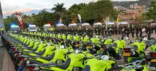 Alcalde Armitage entrega 139 vehículos para reforzar operatividad de la Policía, el Ejército y la Fiscalía 6
