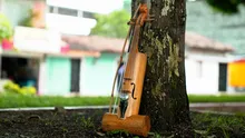 El violín caucano: el instrumento que aprendieron a tocar a oído nuestros esclavos es uno de los reyes del Petronio Álvarez 5