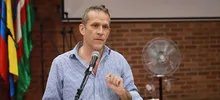 “La labor de las lideresas de DDHH es determinante en los procesos de construcción de paz”: Maurice Armitage