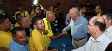 Alcalde de Cali ordena arreciar operativos contra la piratería y disminuye a un dígito el pico y placa para los taxistas 