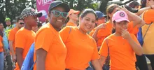 700 personas con discapacidad visual y auditiva caminaron por la inclusión en las principales vías de Cali 