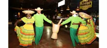 Promoción Petronio en Simón Parrilla y Patio Santo