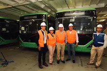 Llega la primera flota eléctrica y a gas natural para reforzar el servicio del MIO