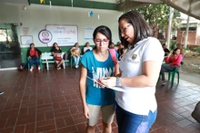 La Secretaria de Educación Municipal continúa entregando tarjetas MIO a estudiantes de las Instituciones Educativas Oficiales