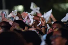 Con agite de pañuelos despedirán al Petronio 2019
