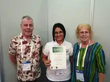 La biblioteca Daniel Guillard reverdeció de alegría con el premio Federación Internacional de Asociaciones Bibliotecarias 