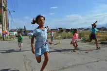 Niños y jóvenes del área de renovación urbana fortalecieron valores a través de las cometas