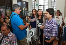 Un total de 350 personas con discapacidad visual recibieron su bastón para poder movilizarse