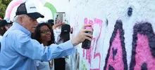 Más que pintura y color, paz y reconciliación en los muros de la Comuna 20