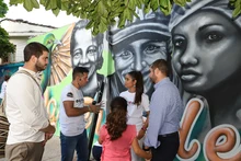 Graficalia coloreó las sonrisas de los niños de Cali