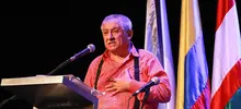 El Poeta lloró
