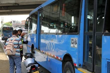 Autoridades sancionan invasión de carriles exclusivos en Cali