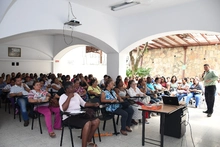 Comedores comunitarios, un espacio para la reconstrucción del tejido social