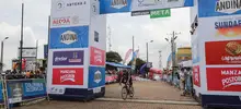 Alcalde de Cali recibió Micrófono de Oro en la última etapa del Clásico RCN