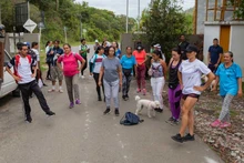 Rodeados de naturaleza los caleños recorrieron los senderos que atraviesa la caminata gratuita ‘ruta Pance’