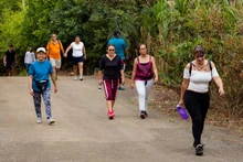 Rodeados de naturaleza los caleños recorrieron los senderos que atraviesa la caminata gratuita ‘ruta Pance’