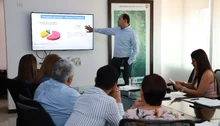 El próximo alcalde recibirá un municipio certificado y modernizado: Armitage