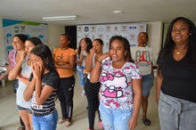 Gerente de la Emru visitó proceso de formación y emprendimiento en el área de renovación urbana