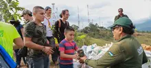 El cerro de Cristo Rey reverdece con el Plan Ave Fénix, se sembraron 200 arbustos
