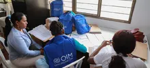 Cerca de 300 kits escolares son entregados a estudiantes venezolanos y colombianos retornados  