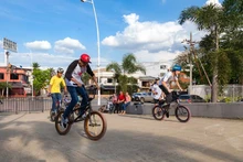 Los deportes extremos fueron protagonistas en la clausura de las escuelas Vértigo