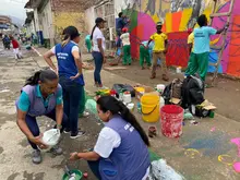 Cali ya tiene su Calle de la Alegría, la pintaron habitantes de calle en proceso de resocialización