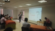 Fotos sesión 1 taller Introducción al Diseño y Desarrollo de Cuestionarios
