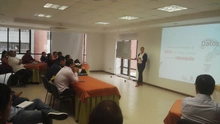 Fotos sesión 1 taller Introducción al Diseño y Desarrollo de Cuestionarios