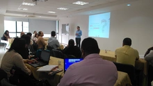 Fotos sesión 2 taller Introducción al Diseño y Desarrollo de Cuestionarios
