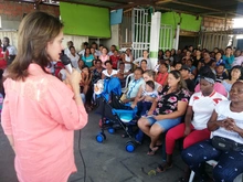 Vamos garantizar la educación de los niños del colegio Alexánder: Luz Elena Azcárate