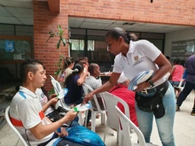 Alcaldía de Cali llevó la oferta de servicios a 200 víctimas del conflicto de la Comuna uno