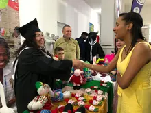 Un total de 500 personas se beneficiaron con el programa de Confecciones de la Alcaldía y la Fundación Singer 