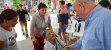 Armitage cumplió y le entregó un moderno centro de salud a la comunidad de Llano Verde