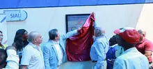 Armitage cumplió y le entregó un moderno centro de salud a la comunidad de Llano Verde