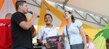 Entre juegos, cuadernos y discos de pasta, el gusto por la salsa también se hereda 