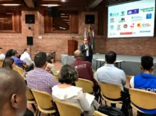 Avanza construcción del Plan de Desarrollo con sectores económicos
