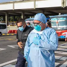 Pasajeros de buses intermunicipales se “vacunaron” contra el Coronavirus en la Terminal de Transportes de Cali 