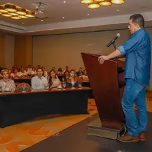 Economía del cuidado, tema clave en el marco del día internacional de la Mujer