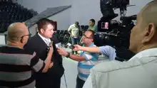 Emru.