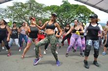 Con maratón de aerorrumba, la Ciclovida conmemora el Día de la Mujer