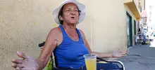 Habitantes de calle y adultos mayores reciben alimentos y kit de prevención contra el contagio de Coronavirus
