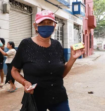 Más de 200 bonos alimentarios fueron entregados en la comuna 3