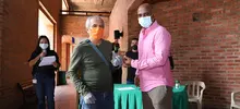  Agentes de las artes y la cultura reciben los primeros bonos alimentarios