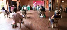 Agentes de las artes y la cultura reciben los primeros bonos alimentarios